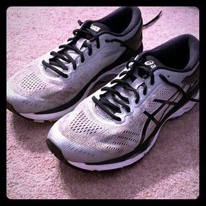 ASICS Gel-Kayano 24 running shoes size 9 1/2